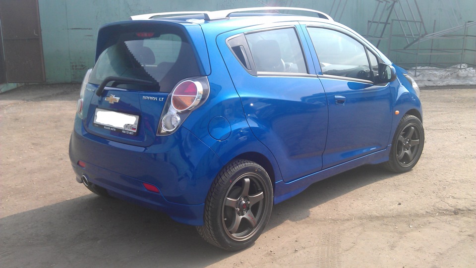 chevrolet spark m400