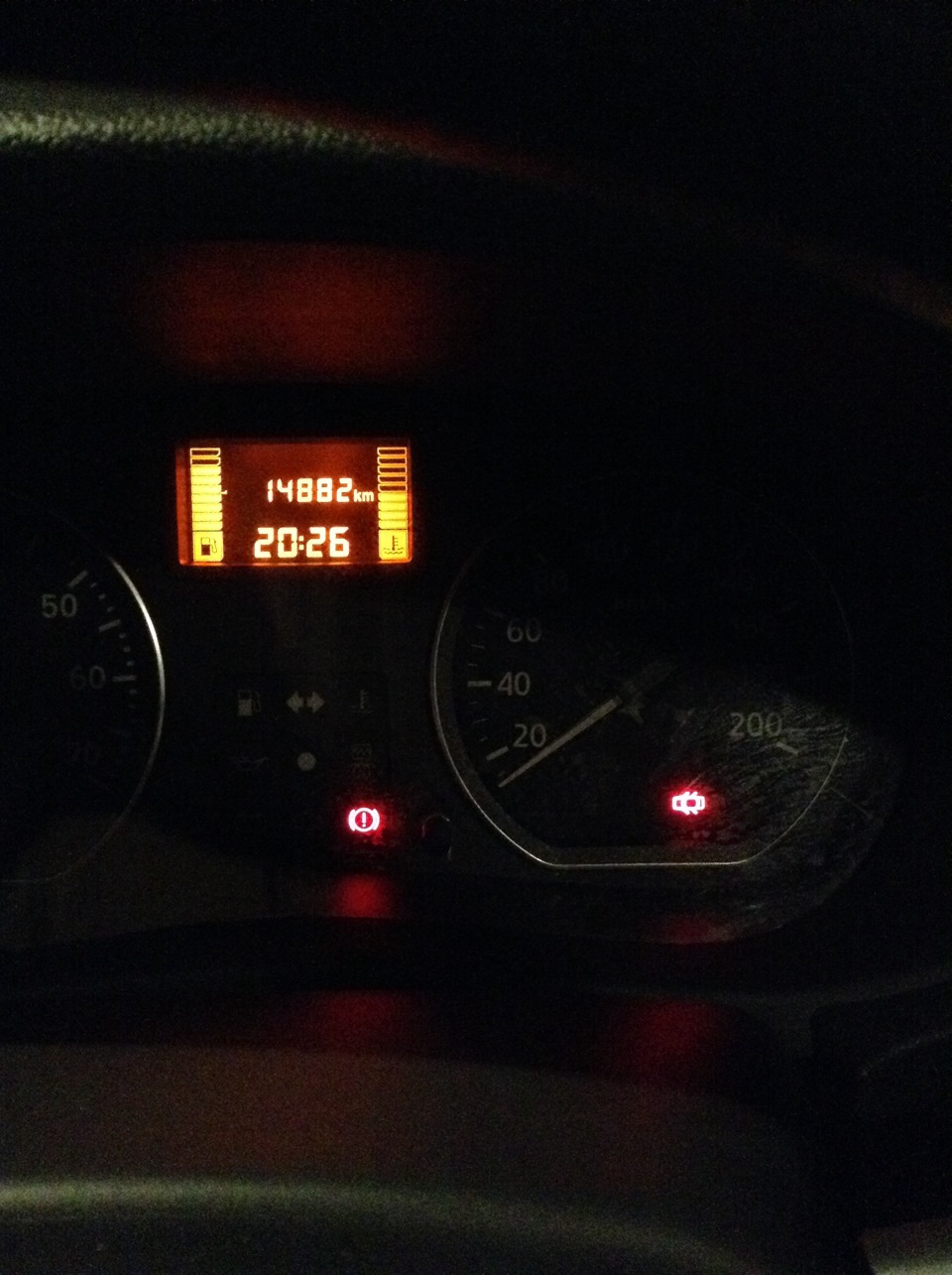 2 — Nissan Almera V (G11/15)