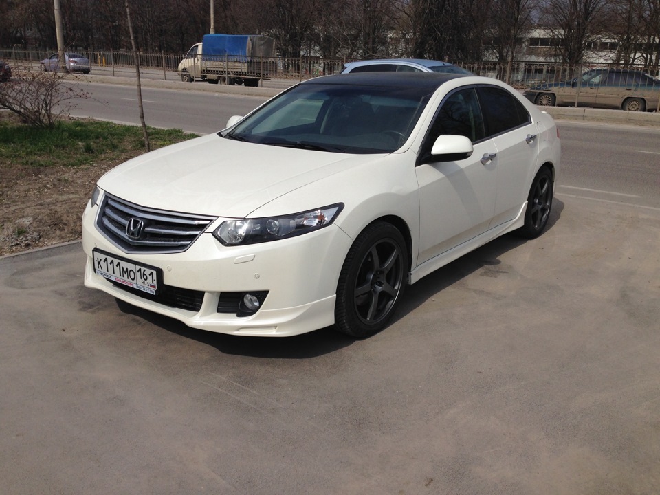 Аккорд белорецк. Honda Accord 2008 на дисках. Honda Accord 2008. Honda Accord 8 литые диски. Honda Accord 8 белый диски.