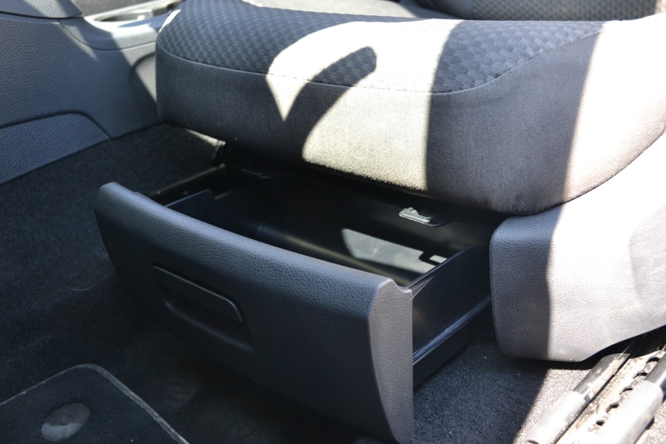 Как снять ящик под сиденьем тигуан Закрома от Тигуана - Volkswagen Jetta VI, 1,6 л, 2014 года аксессуары DRIVE2