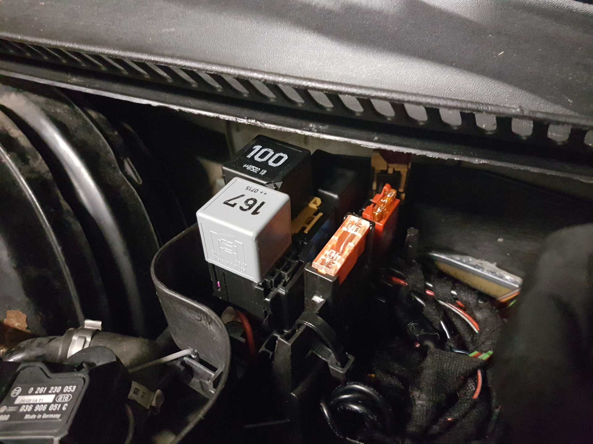 Реле клеммы 87 мерседес. Mercedes s 35 rele topliva. Реле топливного насоса тигуан 2. Ошибка реле. Прима реле ошибка e-f.