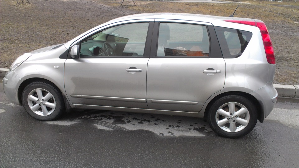 Дергается руль на ходу. Проблема в резине. — Nissan Note (1G), 1,6 л ...