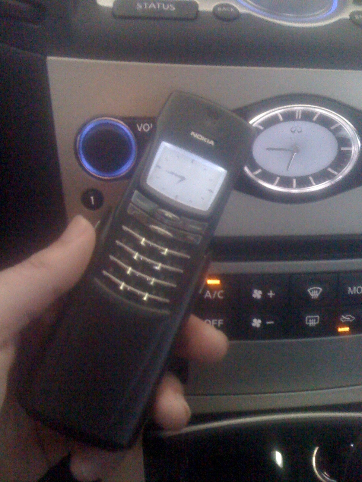 NOKIA 8910 & Infiniti G 35 — DRIVE2