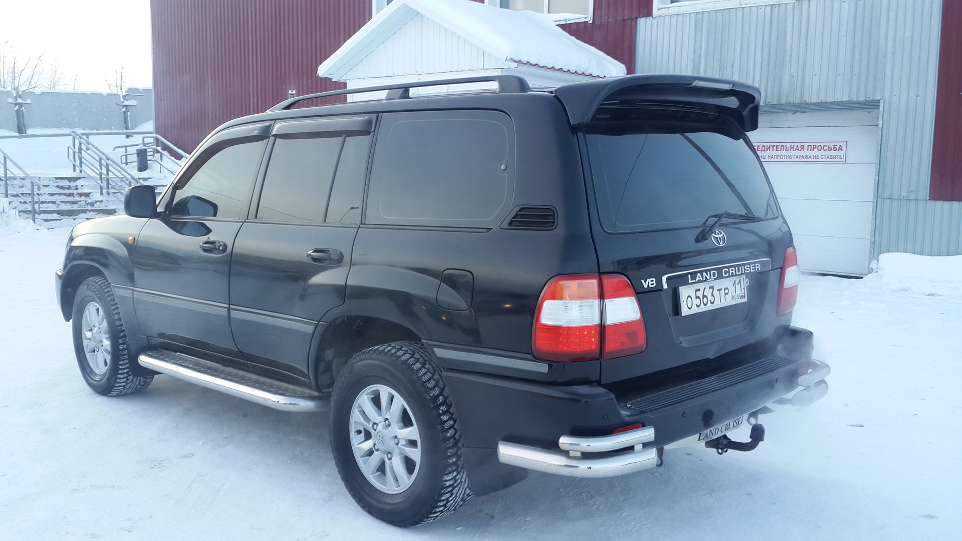 Toyota Land Cruiser 100 4.7 бензиновый 2007 | Чёрная сотка на DRIVE2