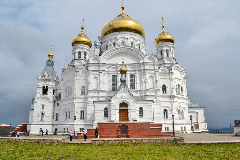 Белогорский николаевский монастырь