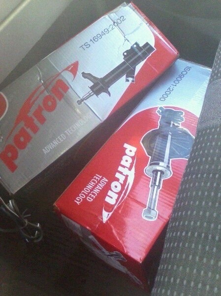 Замена передних стоек. — Mazda 626 IV (GE), 2 л, 1994 года | своими ...