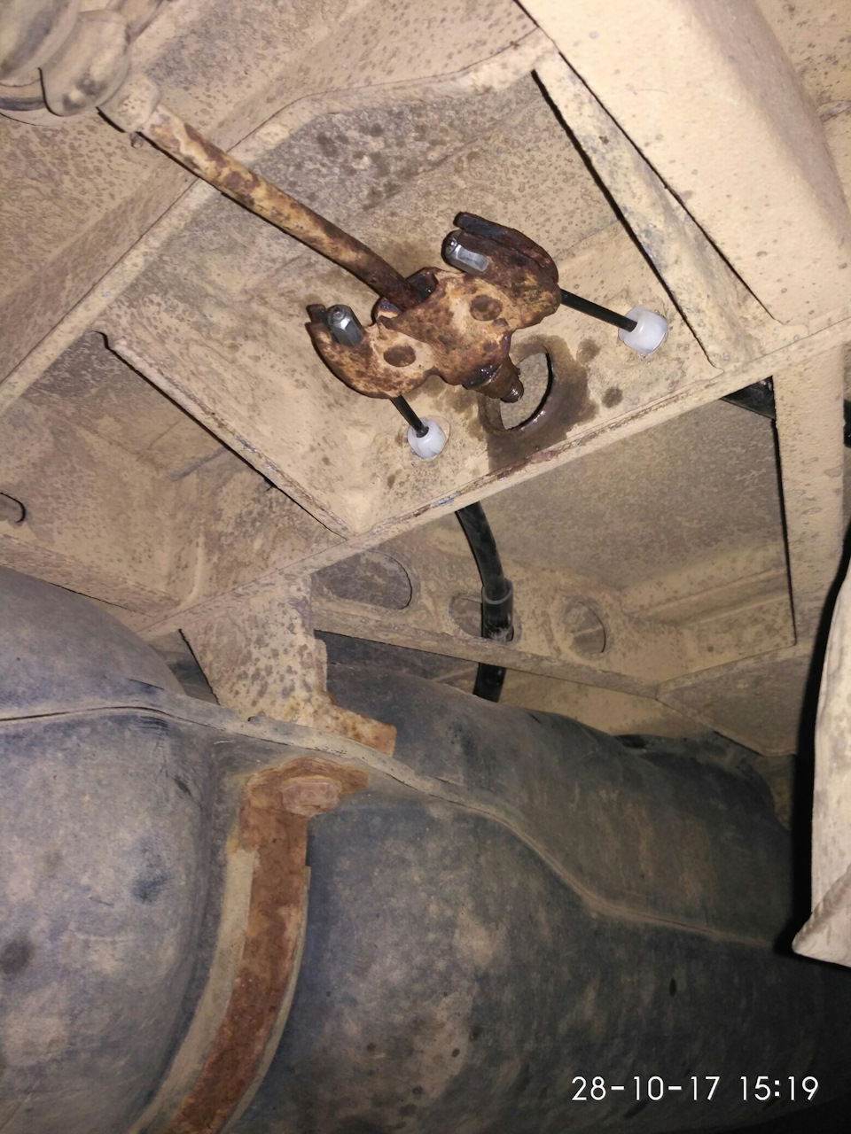 Как поменять трос ручника на рено логан Замена троса ручника - Renault Espace III, 2 л, 2000 года своими руками DRIVE2