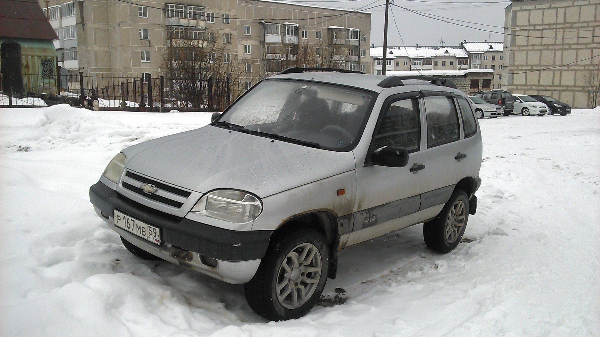 Нива шевроле усиленная. Шевроле Нива 2002. Chevrolet Niva 2002-2009. Шевроле Нива 2005 год гос номер. Шевроле Нива 2002 год гос номер.