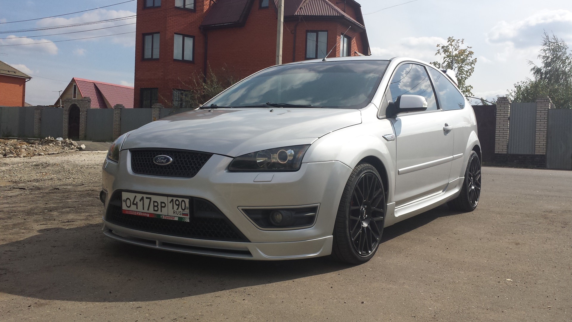Ford Focus II ST 2.5 бензиновый 2007 на DRIVE2