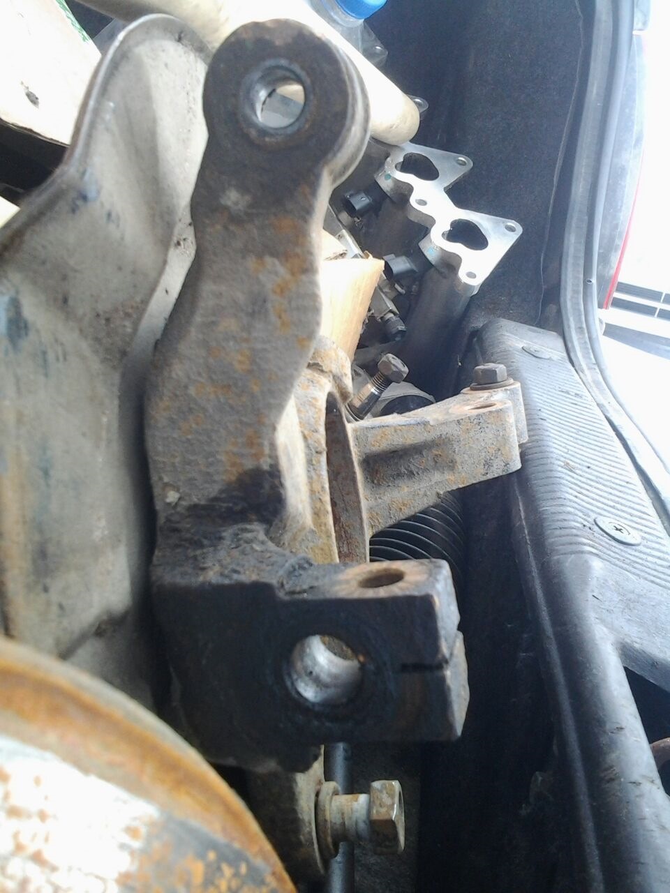 Сток кулак, диаметр под палец 15мм, общая ширина 30мм. Видно фрезеровку — зачем с.ка, зачем? — ТагАЗ Aquila