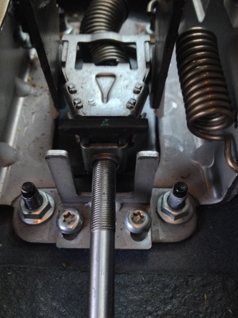 Подтяжка ручника — Chevrolet Cruze (1G), 1,6 л, 2011 года | своими ...