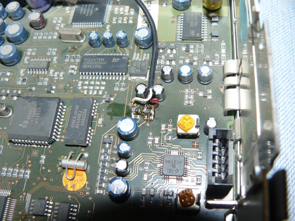 переделка магнитолы под AUX выход — Audi A4 (B5), 2,5 л, 2000 года ...