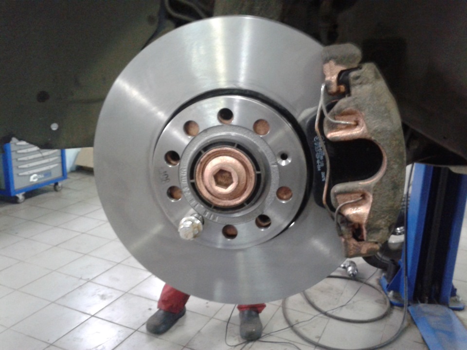 Тормозные диски\\колодки, сальники валов, защита картера. — Audi A4 ...