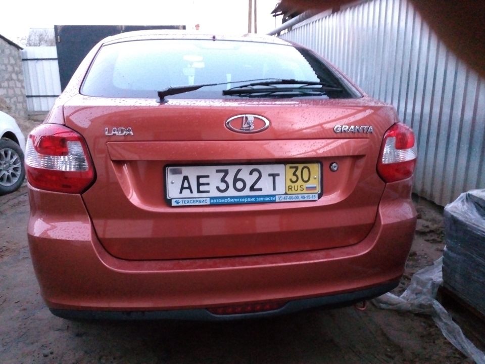 Это все было в апреле — Lada Гранта лифтбек, 1,6 л, 2015 года ...