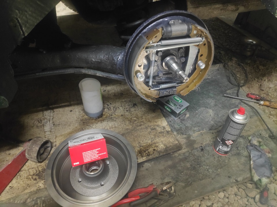 Фото в бортжурнале Audi 80 (B4)