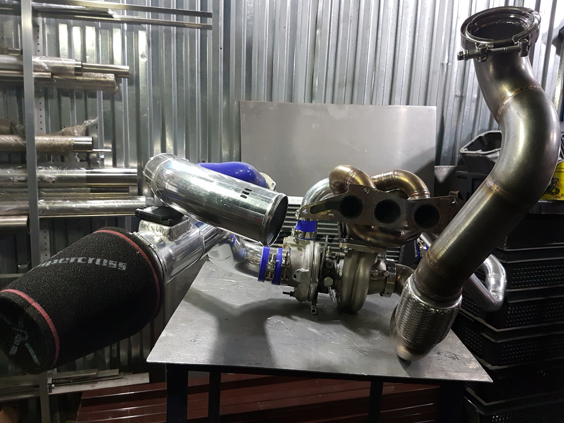 Твинскрольная турбина. Borg Warner EFR 7670. Твинскрольные турбины