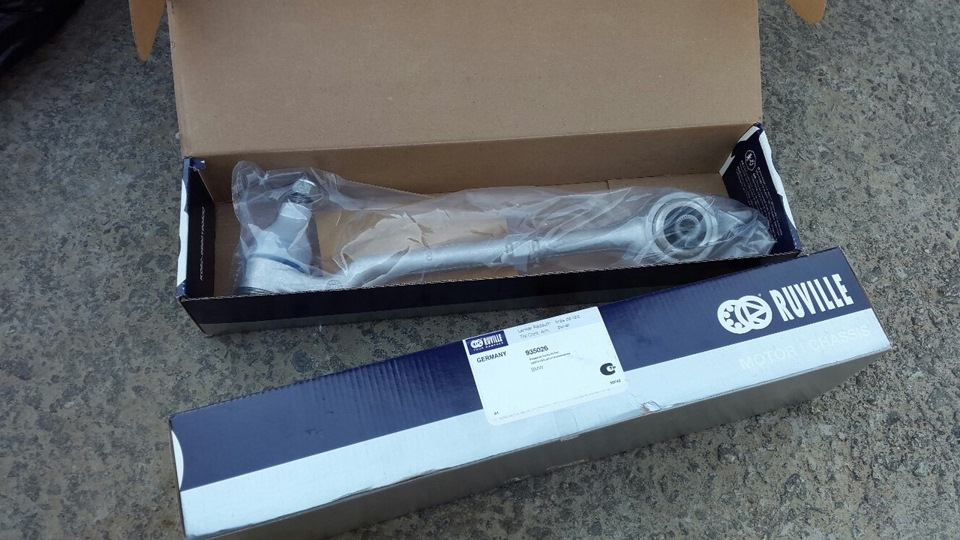 Глухой стук на ямах. — BMW 5 series (E39), 2,5 л, 2000 года | своими ...