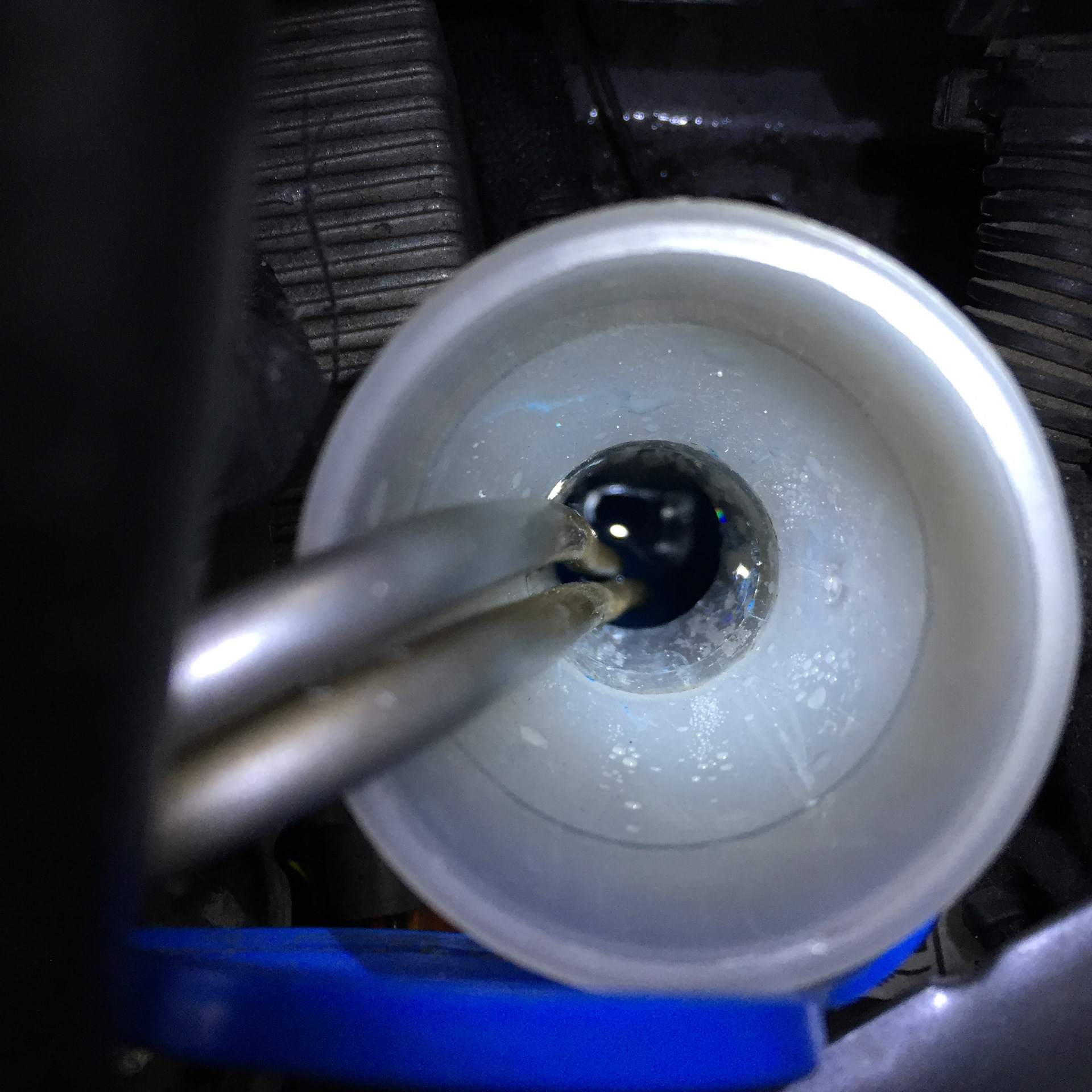 Подогрев бочка омывателя лобового стекла — Chevrolet Lanos, 1,5 л, 2008 ...