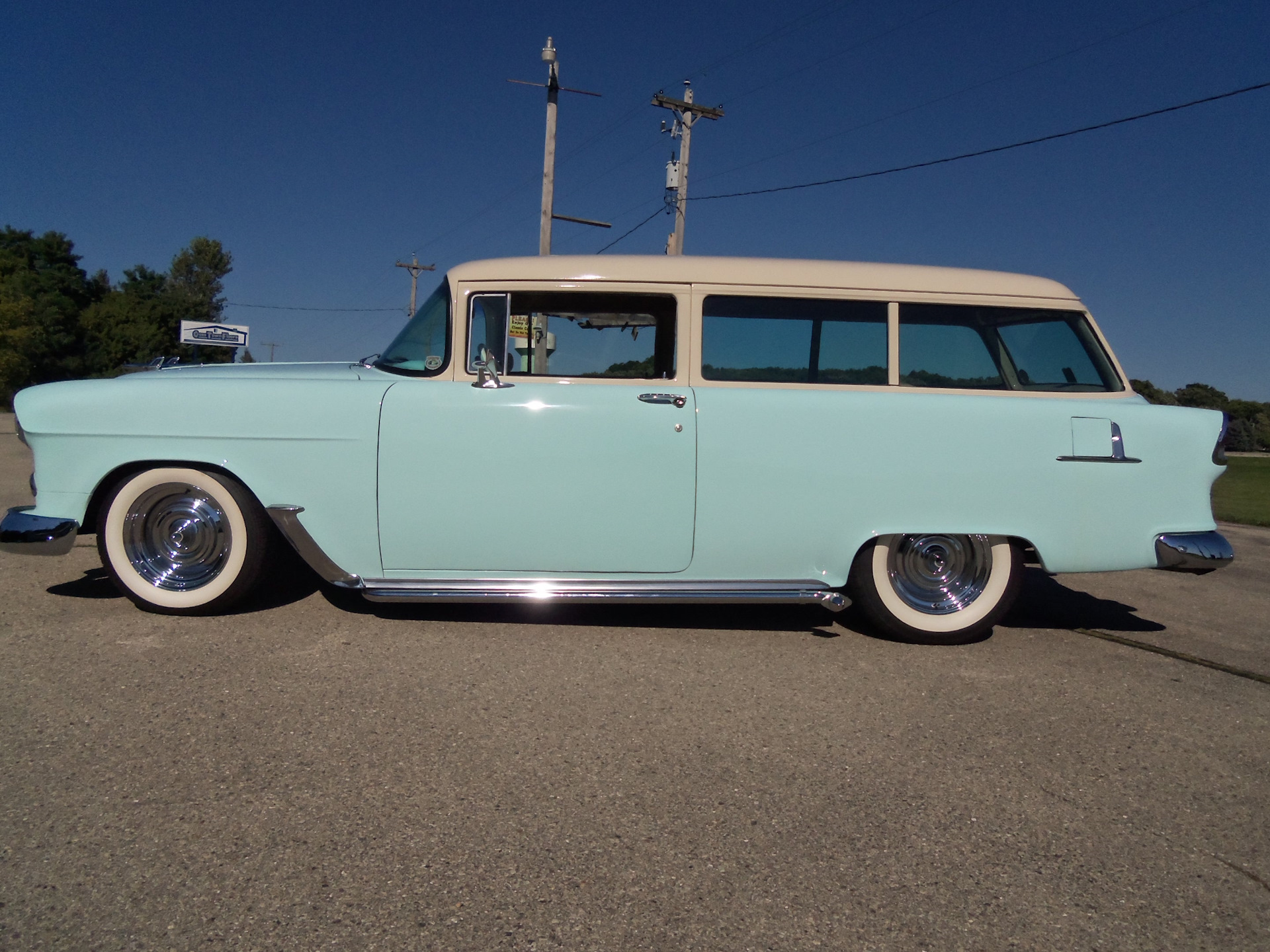 1955 Morris Wagon