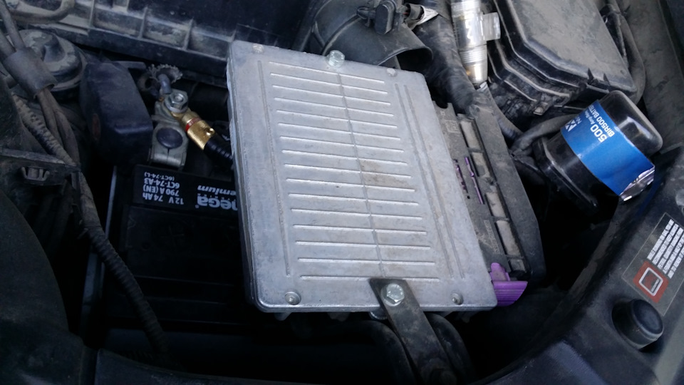 Реле для второго аккумулятора. — Toyota Highlander (XU40), 3,5 л, 2011 ...