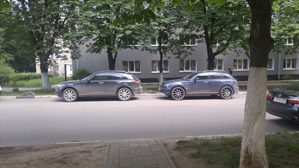 Фото в бортжурнале Infiniti FX (1G)