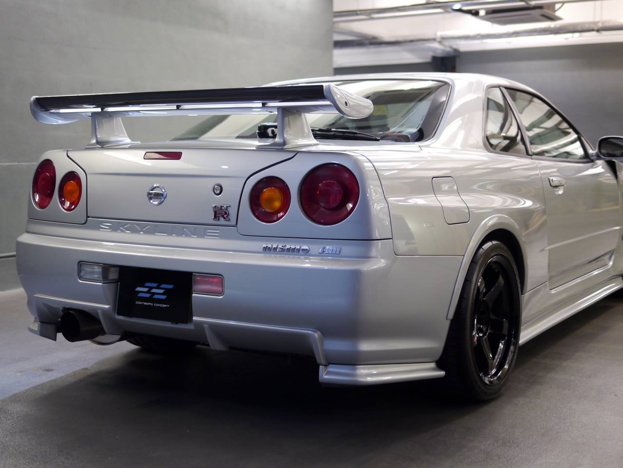 Nissan Skyline 2015