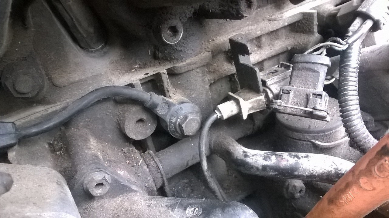 лада приора проводка на датчик коленвала. датчики двигателя ваз 2115 дпкв. клемма датчика коленвала к4м. датчик вращения коленвала ваз 2114. проводка датчика положения коленвала ваз 2114.