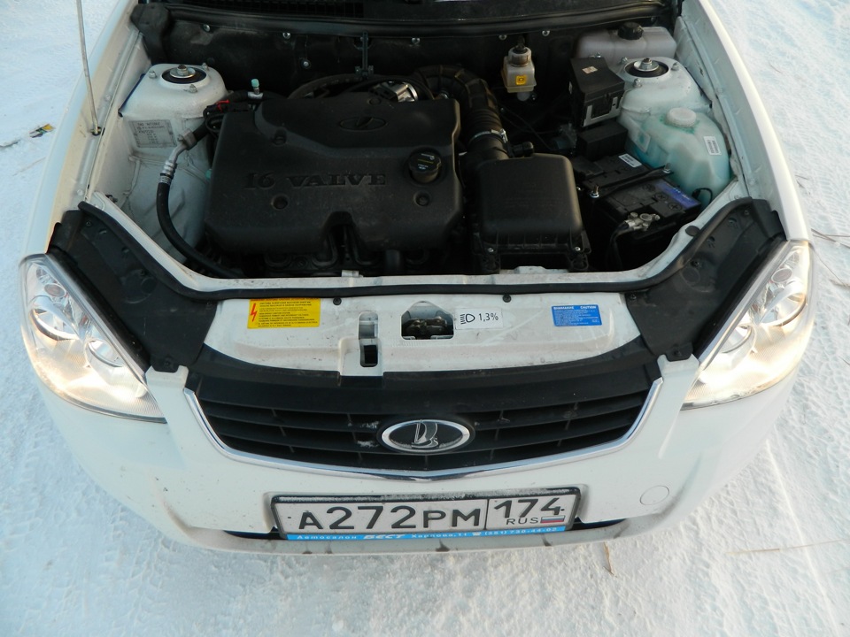 Уплотнитель капота. — Lada Приора хэтчбек, 1,6 л, 2012 года ...