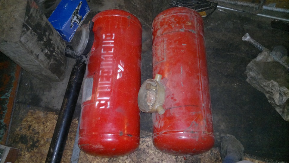 Замена газовых баллонов — Toyota 4Runner II, 3 л, 1992 года | просто ...