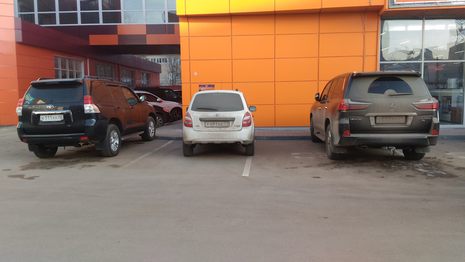 Калина кросс, лексус и тойота. Сравнение габаритов. — Lada Kalina Cross ...