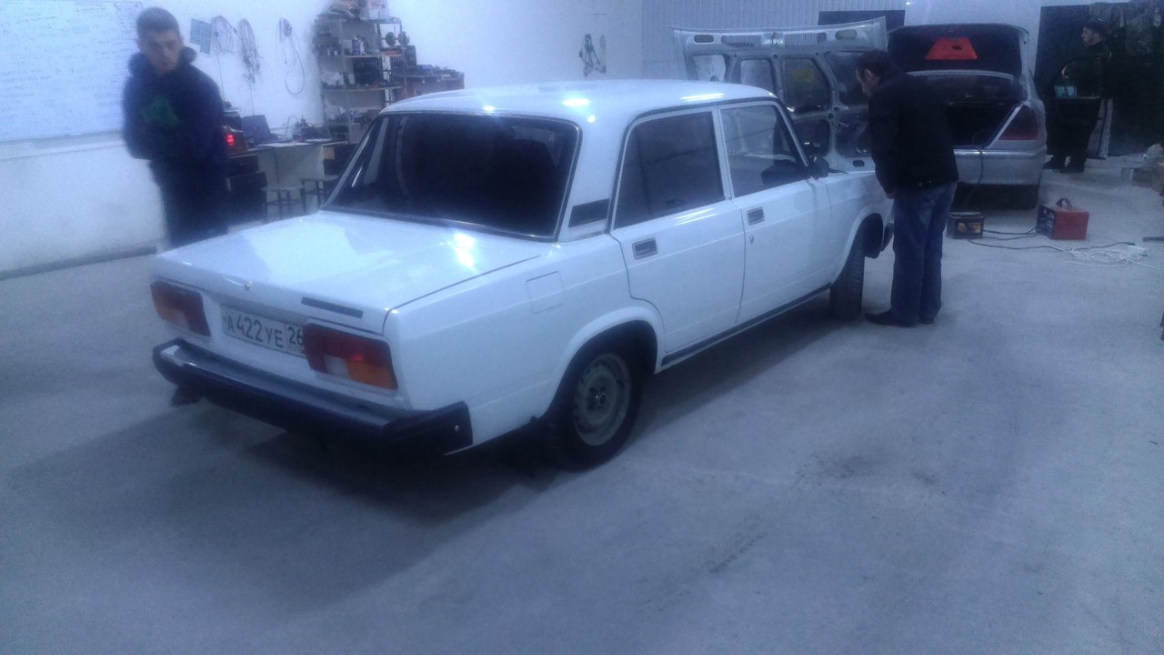 Lada 21053 1.5 бензиновый 2007 | Белый Квадрат на DRIVE2