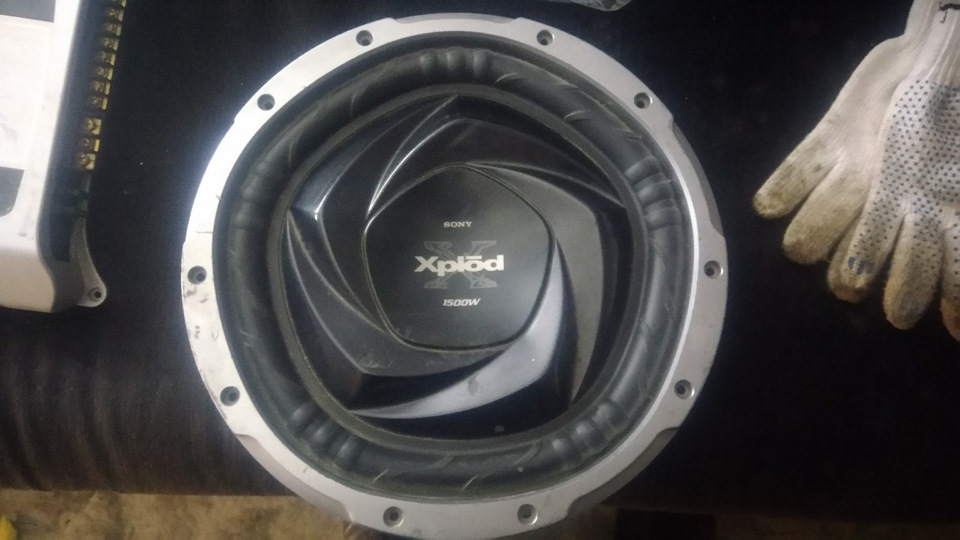 Sony XS-NW1200 Xplod 12" SUB 1800 Watt Max …