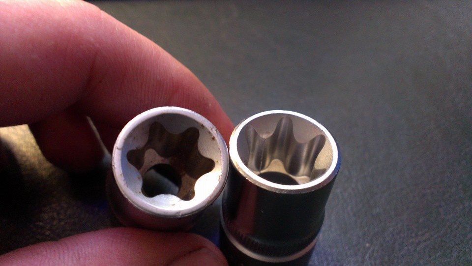 Нельзя так просто взять и поменять тормозные диски на Пежо ...