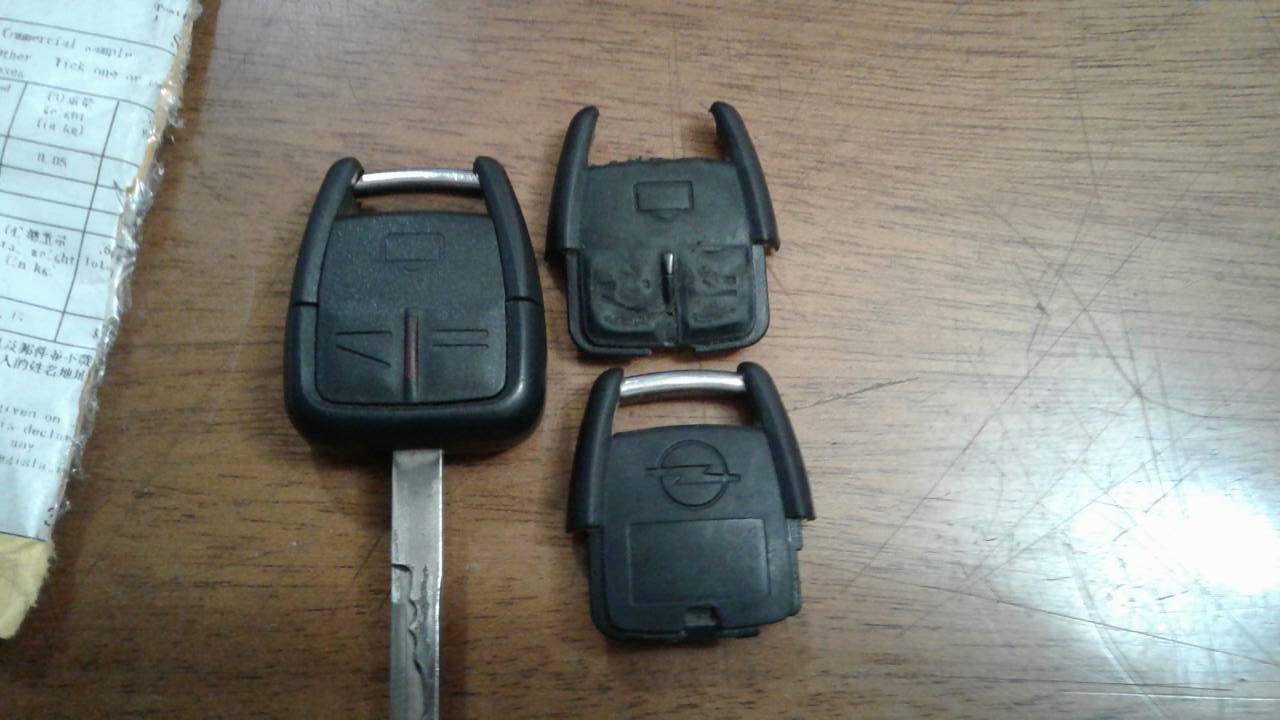 Ключ вектра б. Ключ зажигания Опель Вектра ц 3 кнопки. Ключ зажигания Опель Вектра с. Opel Vectra a ключ. Ключ зажигания Opel Vectra 1999.