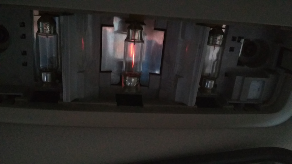 Поломка интегрированного реле (вежливого реле) Авенсис. Центральный ...