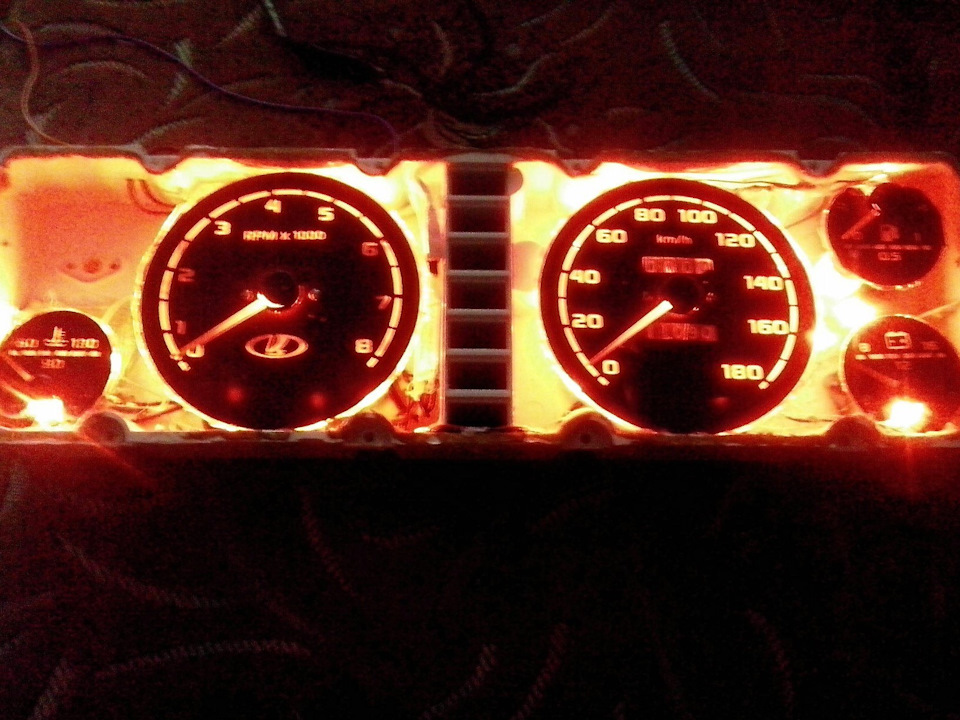 Светодиодное освещение панели приборов ВАЗ-2107