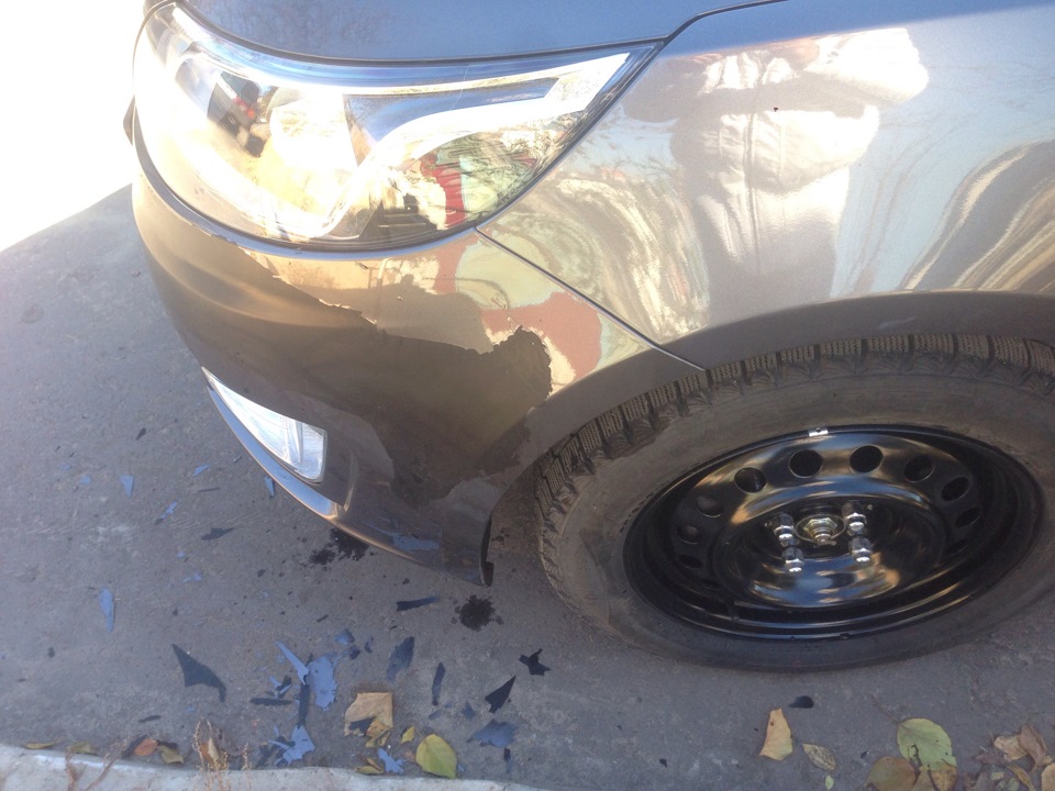 Вот так красит официальный Диллер — KIA Rio (3G), 1,6 л, 2013 года ...