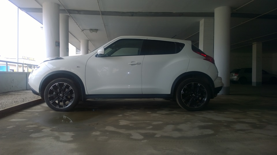 Nissan Juke Р±РµР»С‹Р№ r18