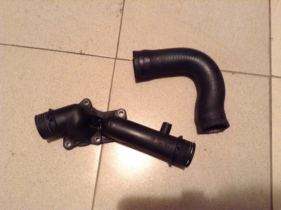 Решил поменять термостат и тут понеслось! Часть 1. — BMW 5 series (E39 ...