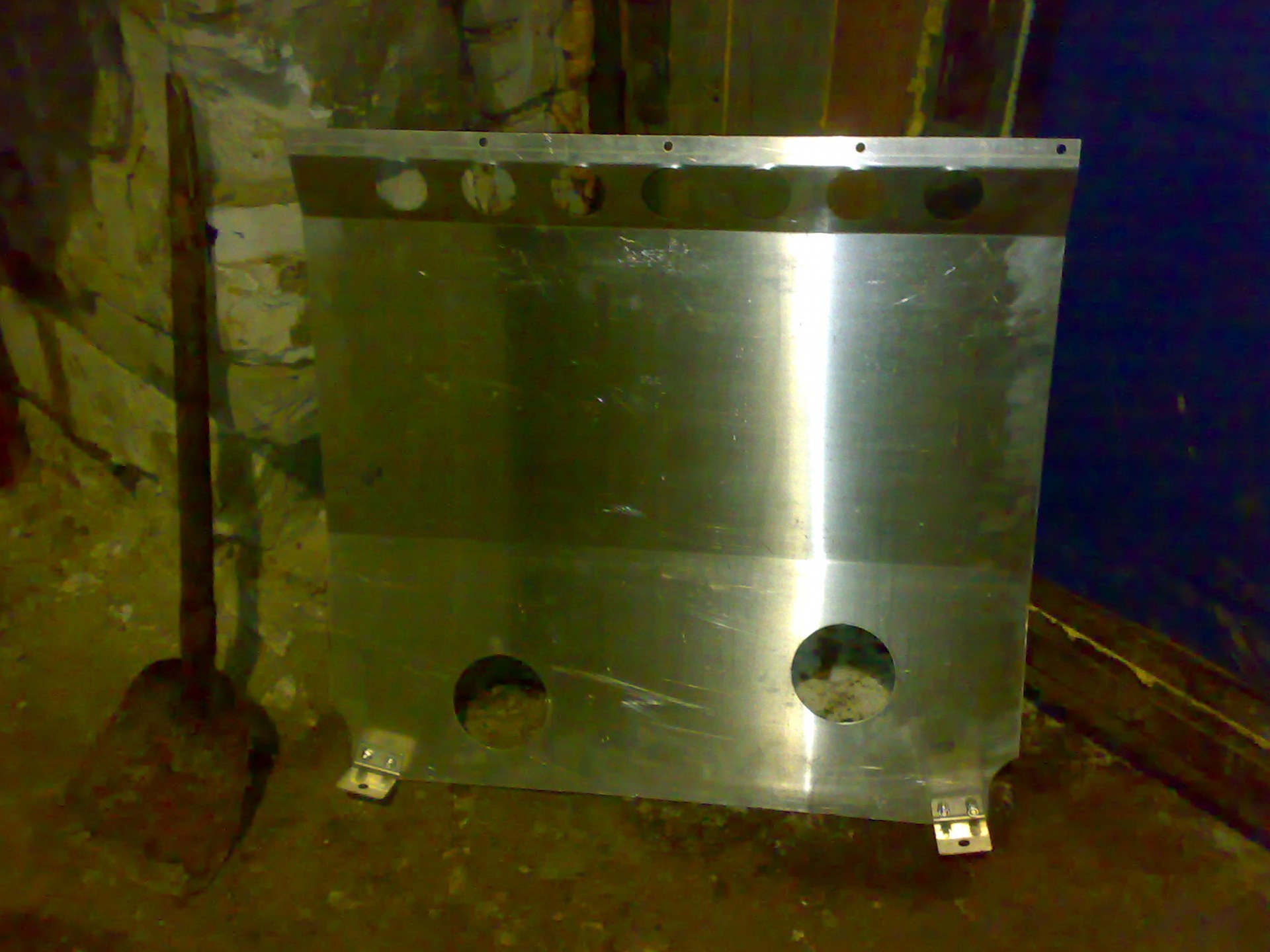 Промывка системы охлаждения, устранение течи радиатора, установка ...