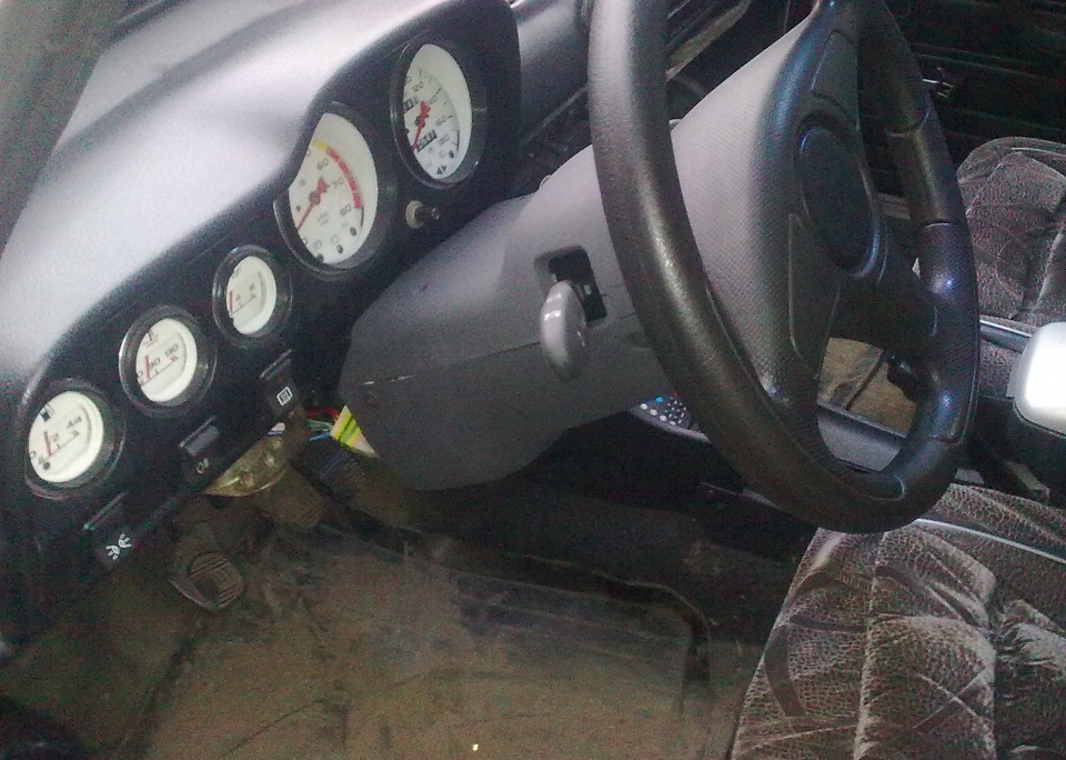 Кожух руля 2123 + Замок зажигания 2110 — Lada 2101, 1,5 л, 1982 года ...