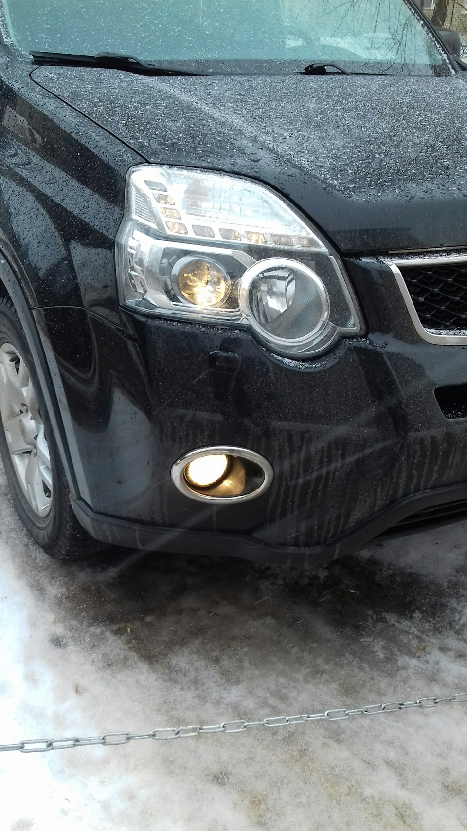 Лампочки в габаритах — Nissan X-Trail II (t31), 2 л, 2013 года ...