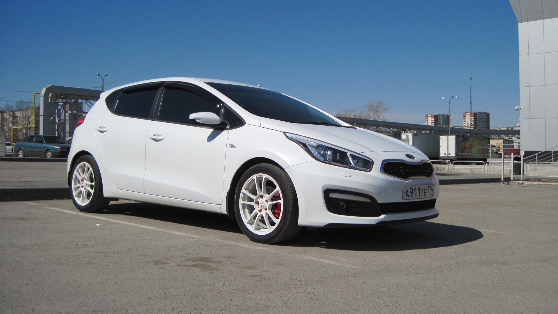 KIA Ceed (2G) 1.6 бензиновый 2015 | White Star на DRIVE2