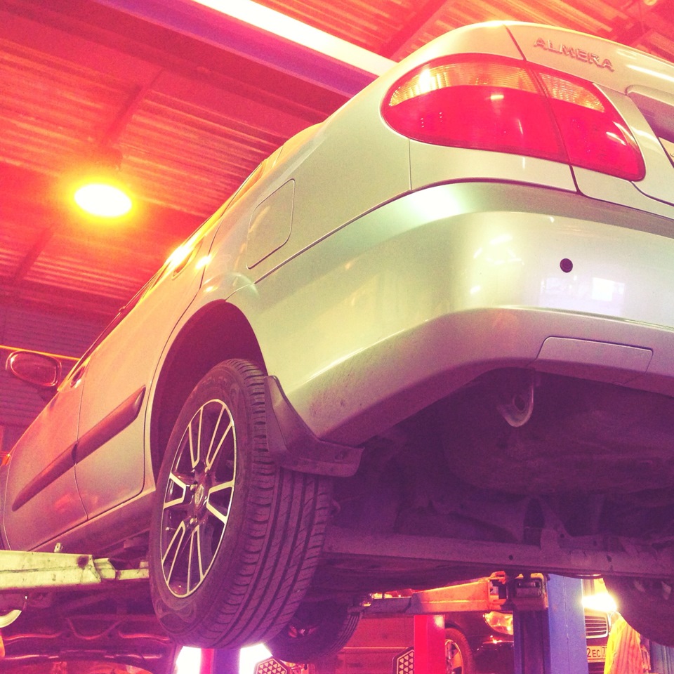 Заправка кондиционера, идем глубже в лес… — Nissan Almera II (N16), 1,8 ...