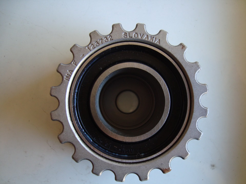 Замена ремня, роликов ГРМ+передний сальник КВ+моторное масло — Москвич ...