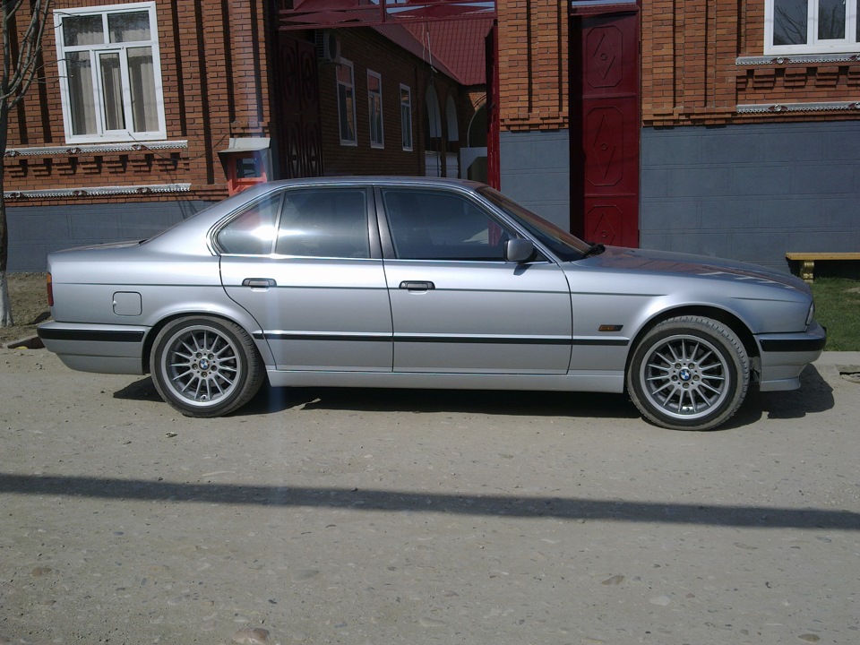 16 стиль. BMW e34 32 стиль. BMW e34 32 стиль r17. BMW e34 42 стиль. 48 Стиль BMW e34.