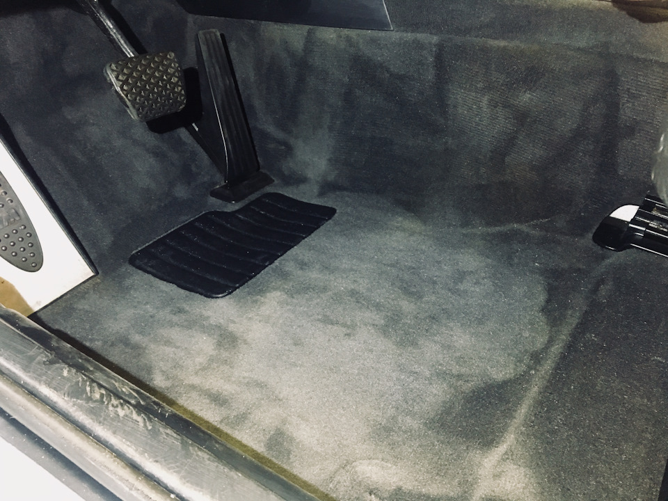 Покрытие кузова керамикой и химчистка салона — BMW 5 series (E60), 3 л ...