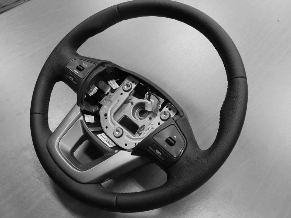 Перетяжка руля в кожу. — DRIVE2