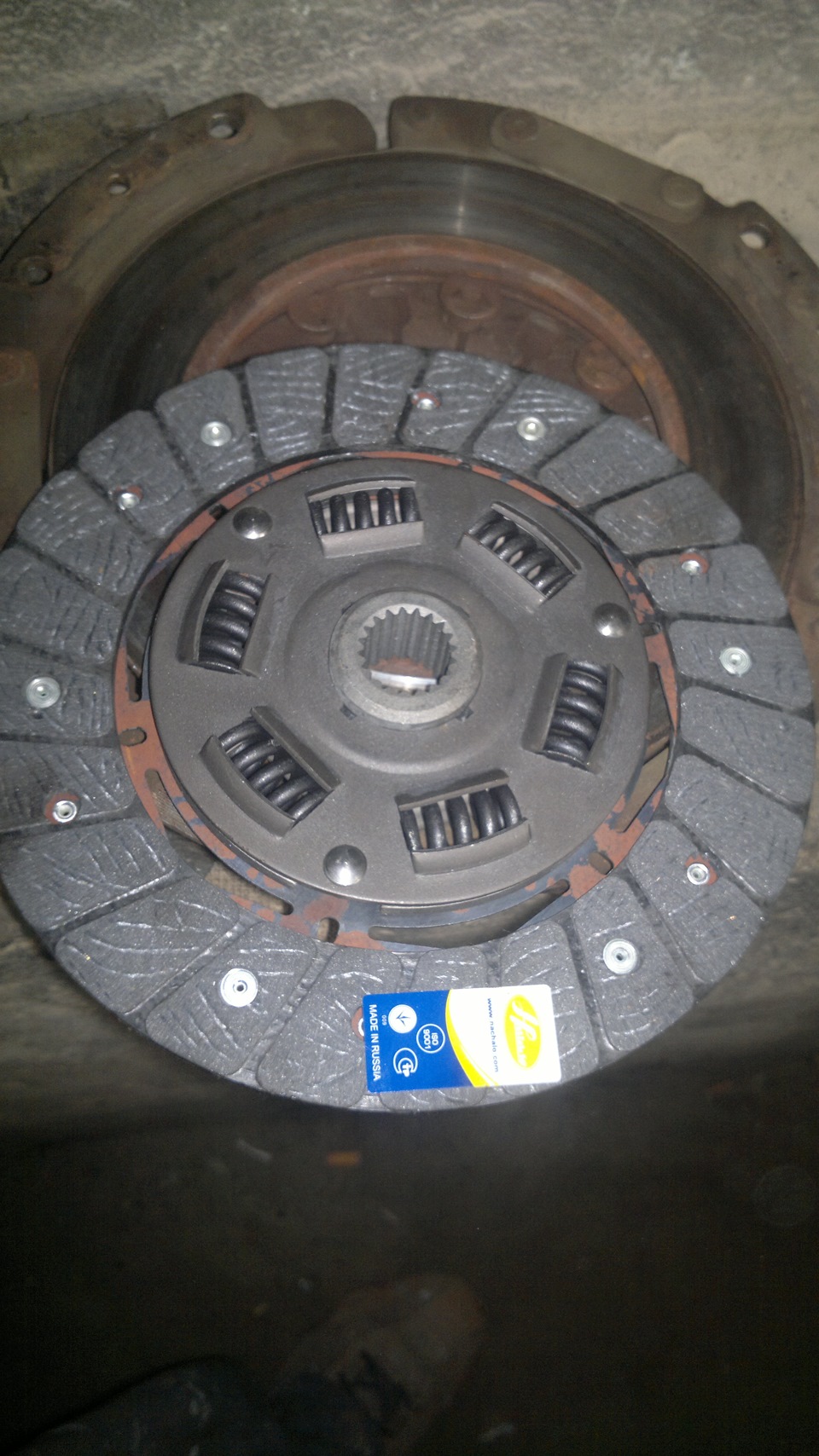 Замена сцепления! — Москвич 2141, 1,7 л., 1996 года | запчасти | DRIVE2