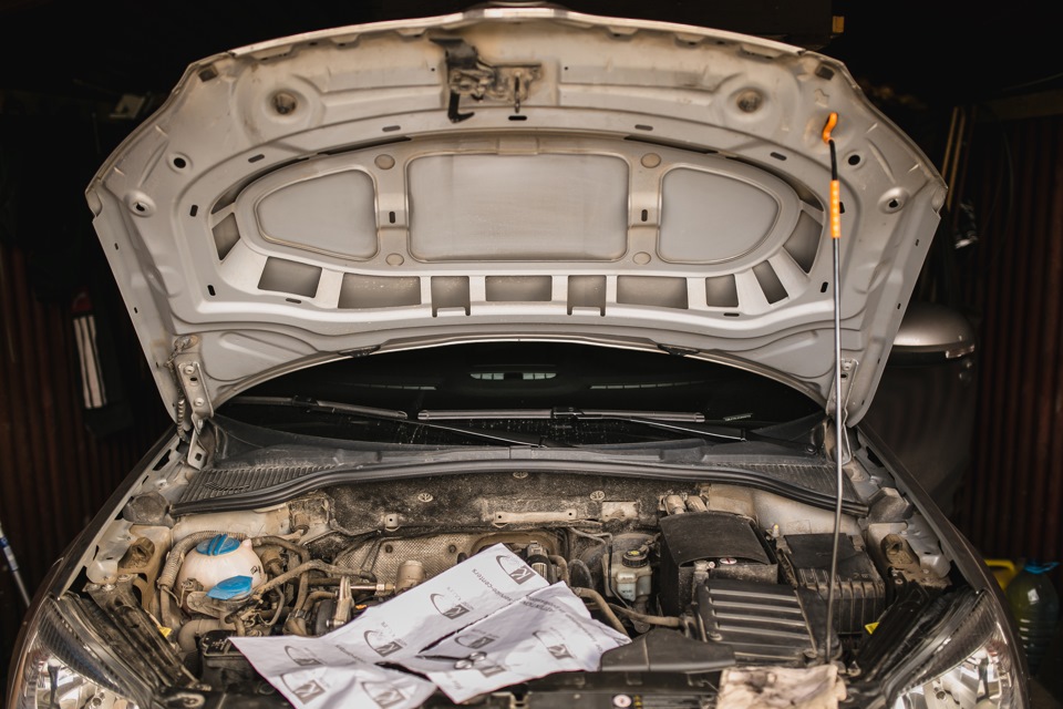 утеплитель под капот — Skoda Yeti, 1,2 л, 2011 года | аксессуары | DRIVE2